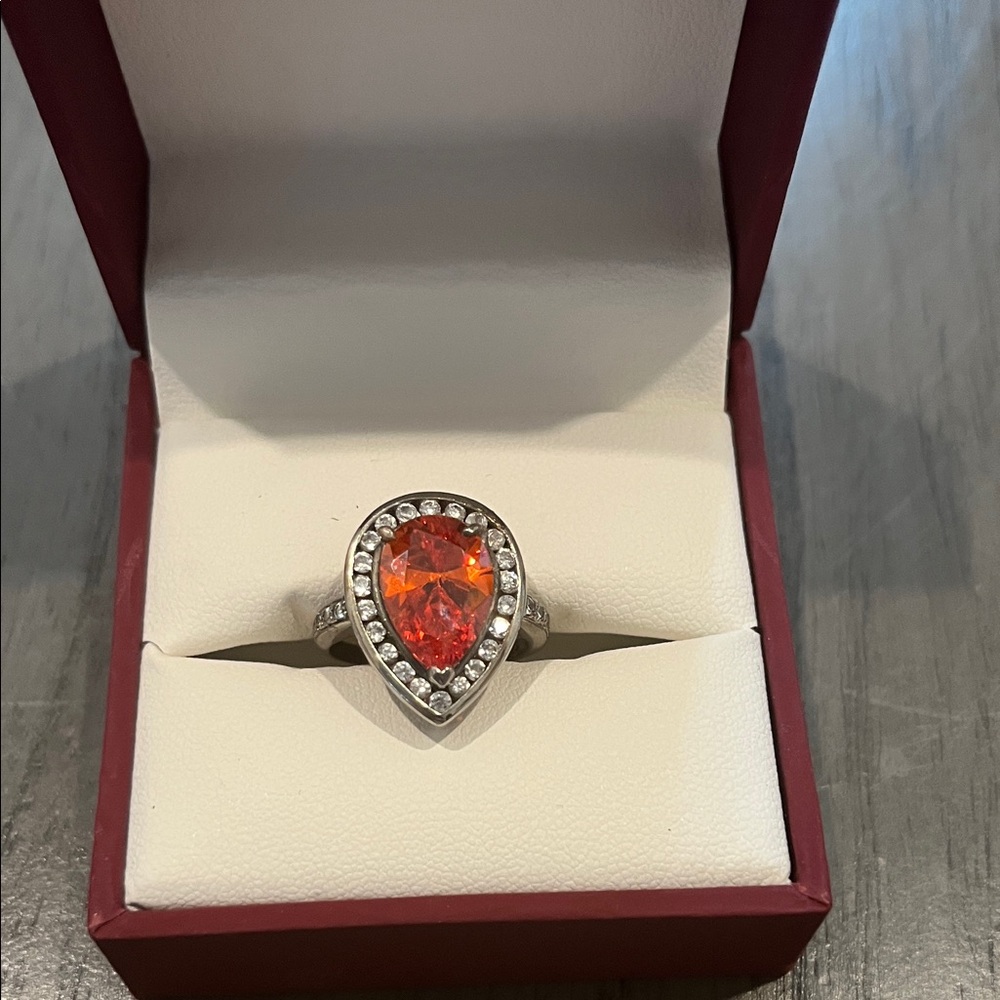 Elegant Silver and fire opal style ring